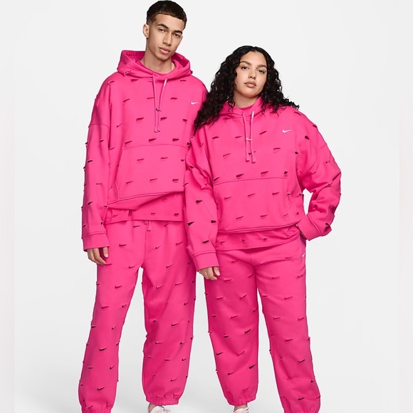 Nike x Jacquemus Cutout Swoosh Hoodie in Watermelon - Picture 5 of 11